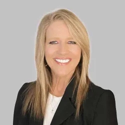 Shellie Stogsdill Headshot